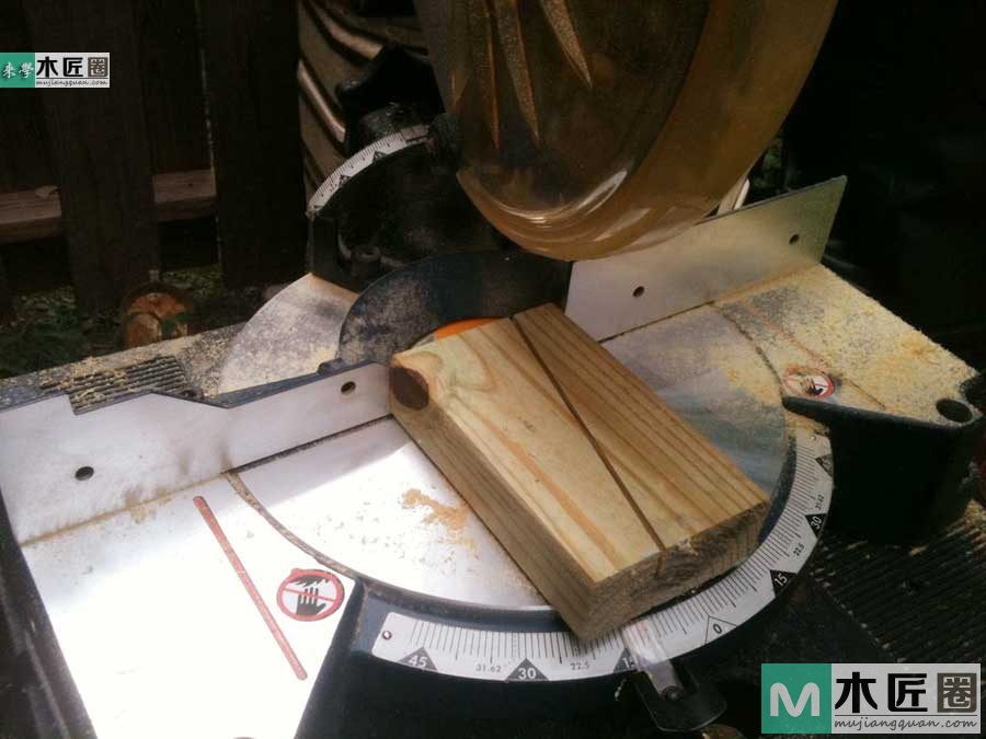 木工diy图解，自制简易原木榫卯书架