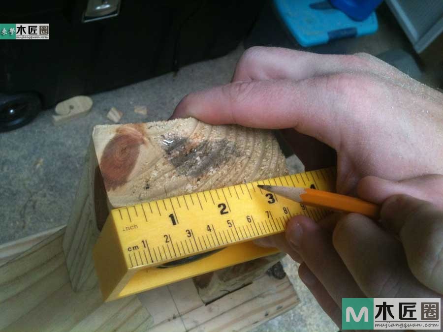 木工diy图解，自制简易原木榫卯书架