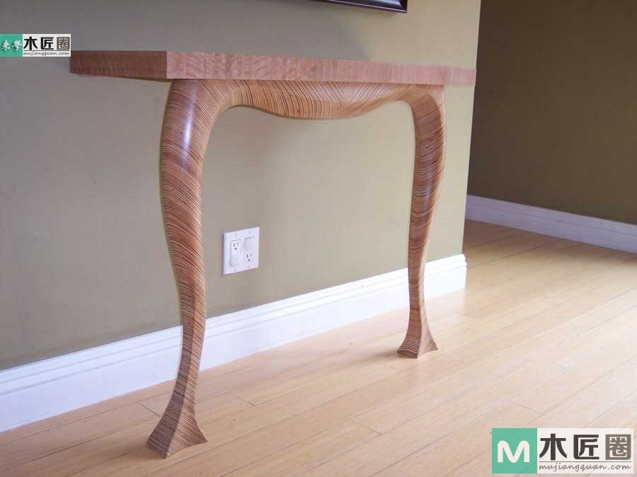 木匠师傅废料利用，木头尾料制作装饰小台桌