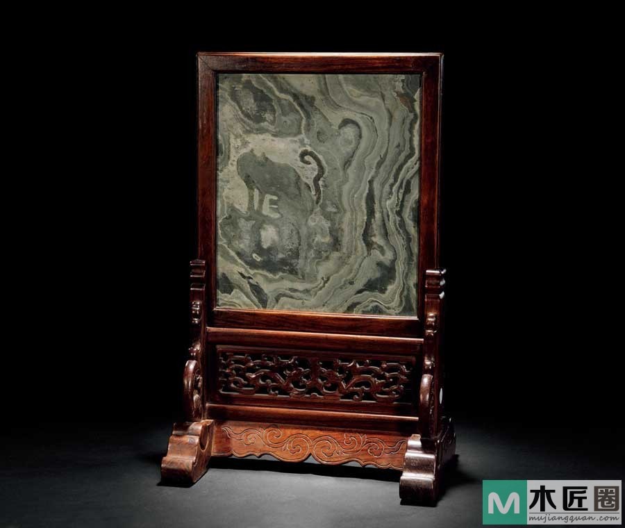 插屏，用来挡风和遮蔽，在室内起到装饰作用