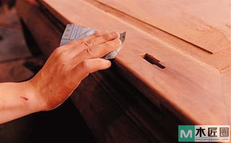 家具打磨的重要性，也是最考验耐心的手工工艺