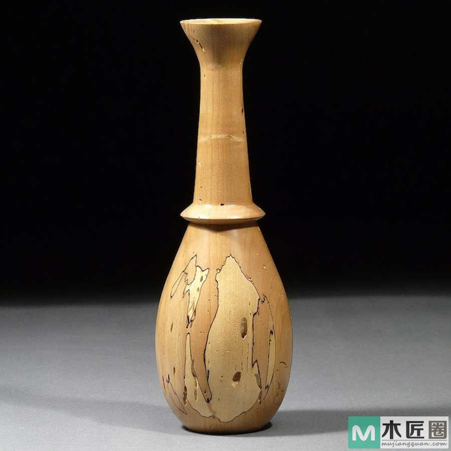 木头雕刻的魅力，艺术家手下的木头蜕变花瓶