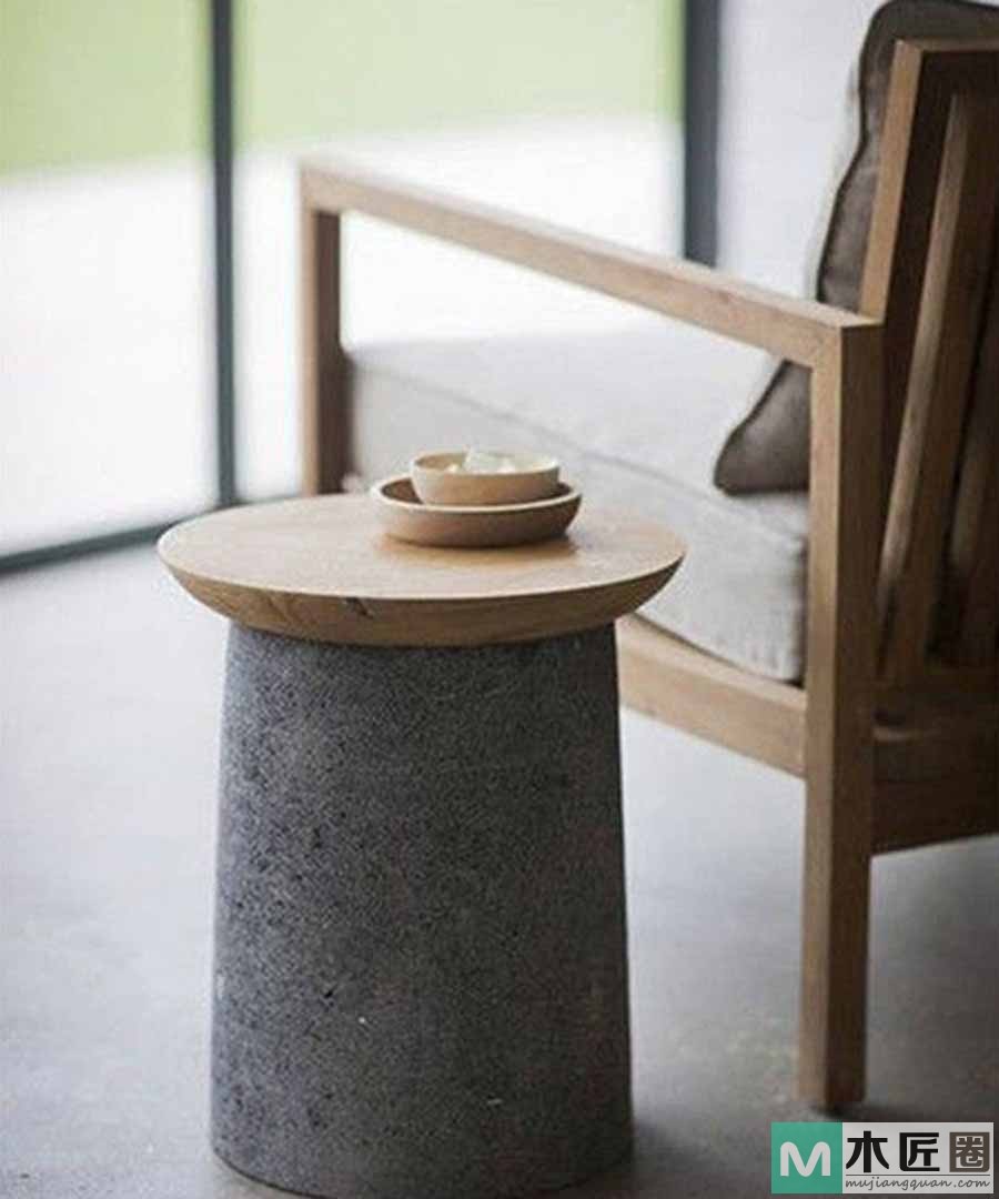 利用家中一些小角落的创意边桌，兼具装饰与实用的价值
