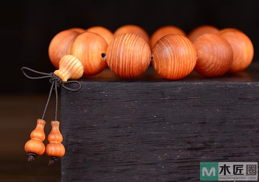 什么是琥珀木，用虎柏木木材做的手串有什么作用？