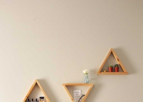 即使没有木工基础，爱好者也可以自制简易三角形木架子